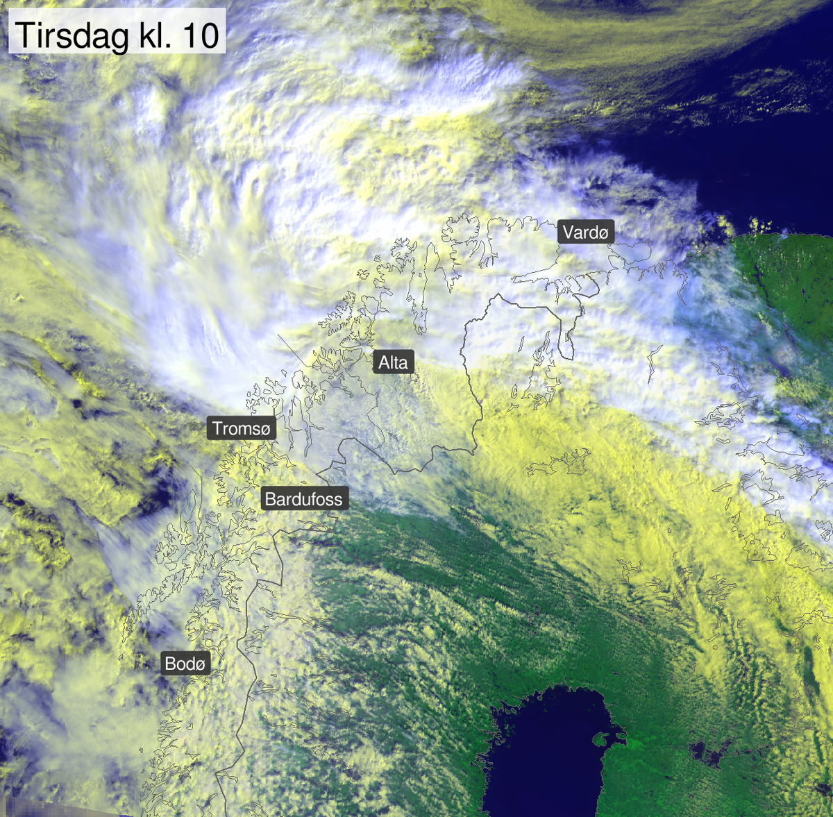 Satelittbilde over Nord-Norge tirsdag morgen